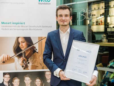 Porträtaufnahme des Förderpreisträgers Tobias Reikow (Fagott)