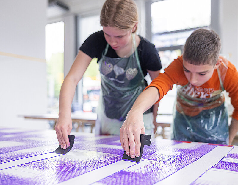 Einweihung des neuen Gemeinschafts&shy;raums „Wendy vs. Tinkerbell“ im Dortmunder Kunstverein