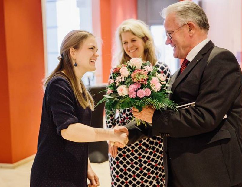 Förder&shy;preise für zwei Mozart-Stipendiatinnen