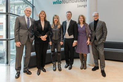Gruppenbild mit Ulrich Andreas Vogt (Kulturstiftung Dortmund/Gründungsintendant Konzerthaus Dortmund), Evi Hoch (Wilo-Foundation), Lise de la Salle (Pianistin), Simon Gaudenz (Dirigent), Karen Ann Bode (Mozart Gesellschaft Dortmund) und Christoph Schubert (Mozart Gesellschaft Dortmund)