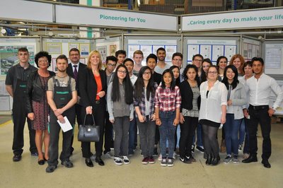 START-Schüler&shy;stipendiaten zu Gast bei Wilo in Oschers&shy;leben