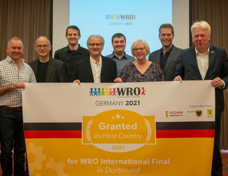 Jugend-Roboter&shy;wettbewerb „WRO“ 2021 in Dortmund