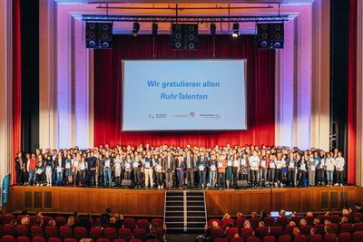 Stipendien&shy;vergabefeier für RuhrTalente