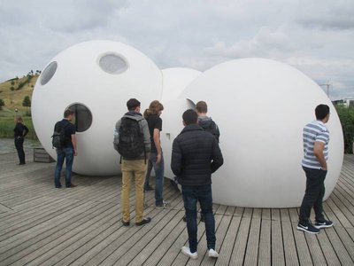 Rad&shy;tour für Stipendiaten zur "Emscherkunst" in Dortmund