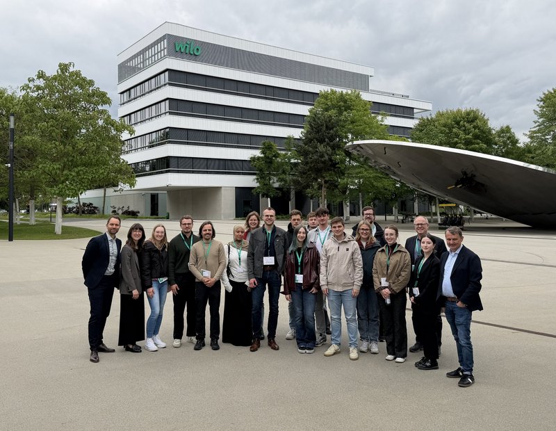 Wilo-Foundation lädt Studierende zu Fachbesuch auf den Wilopark ein