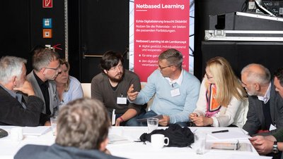 Ein Diskussionsforum auf dem Netzwerktreffen "Schule in der digitalen Welt"