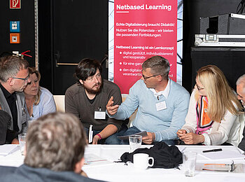 Ein Diskussionsforum auf dem Netzwerktreffen "Schule in der digitalen Welt"