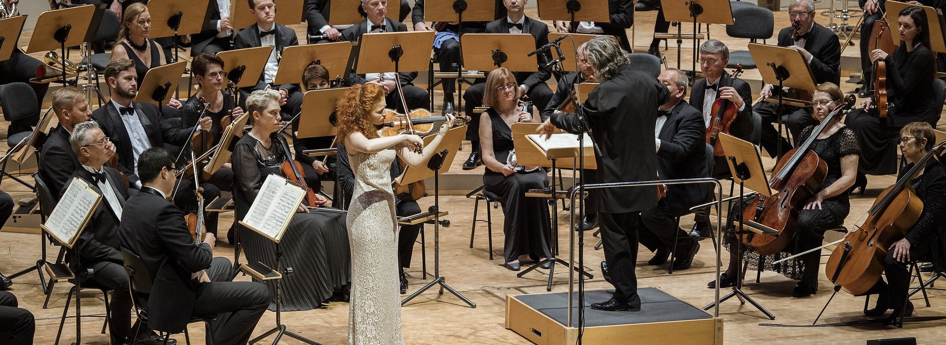 Mira Foron auf der Bühne des Konzerthaus Dortmund