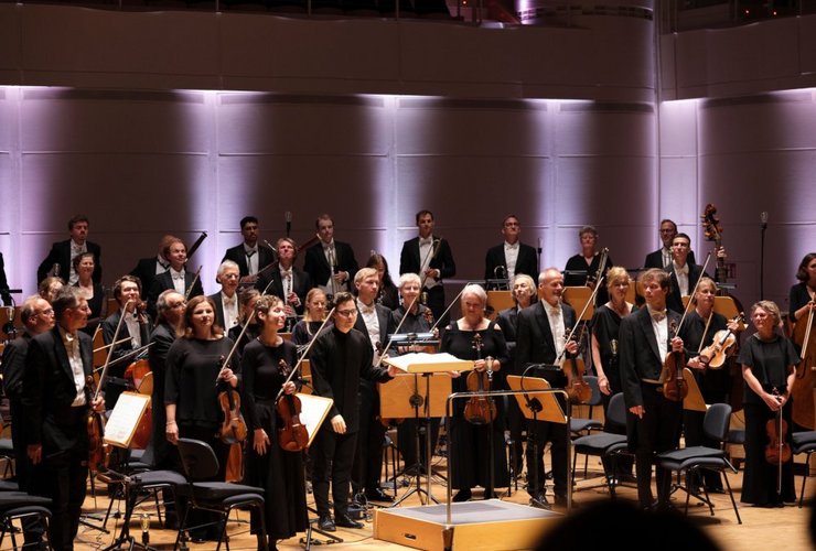 Junger Ausnahme&shy;dirigent Tarmo Peltokoski ist neuer Exklusiv&shy;künstler am Konzert&shy;haus Dortmund 