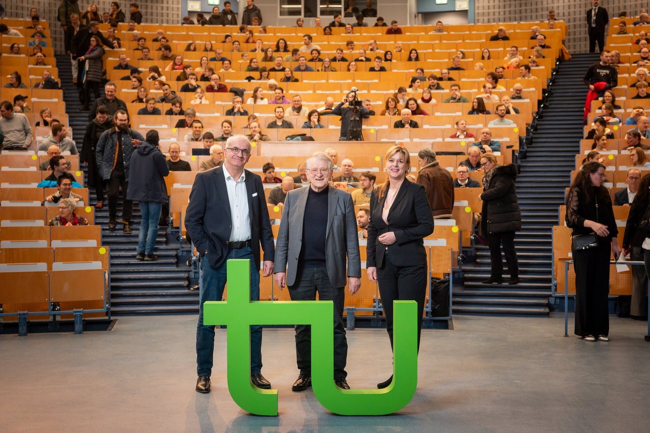 Prof. Dr. Klaus von Klitzing mit dem Rektor der TU Dortmund und Evi Hoch von der Wilo-Foundation
