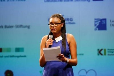 Schüler&shy;stipendien für Zuwanderer und Flüchtlinge